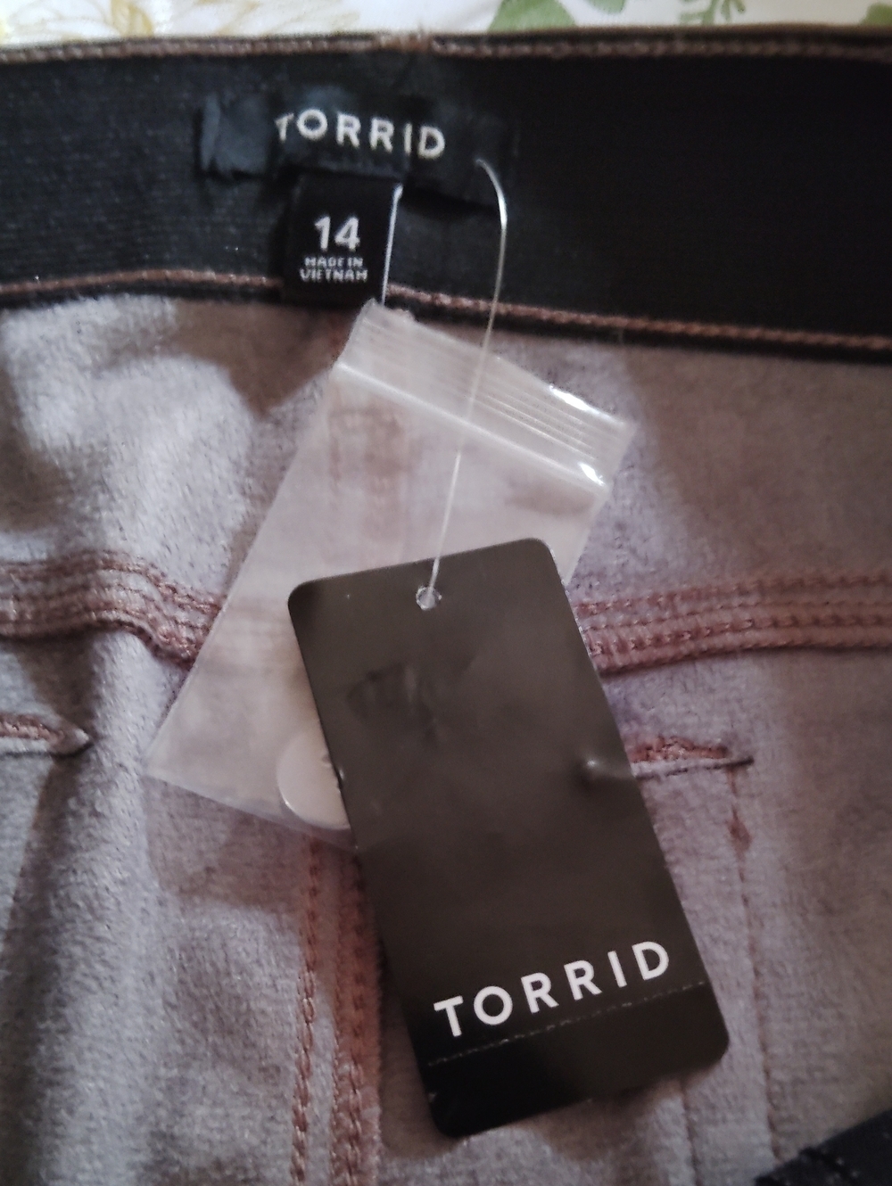 Torrid Size 14 Taupe Brown Faux Leather Mini Skirt NWT - Picture 6 of 6